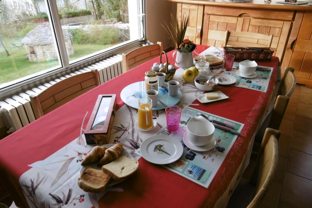 Bed and Breakfast Ma Cabotte De Bourgogne Marmagne  Exterior foto