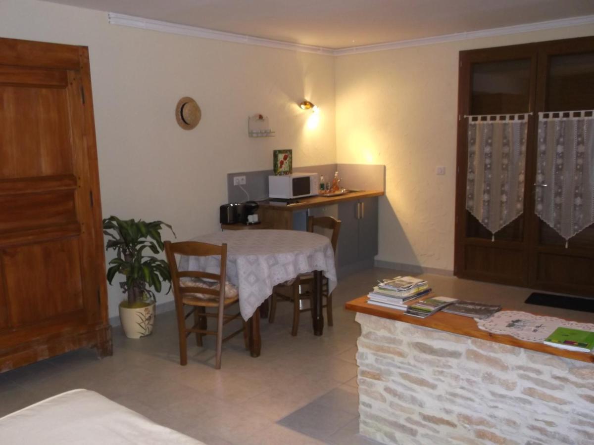 Bed and Breakfast Ma Cabotte De Bourgogne Marmagne  Exterior foto